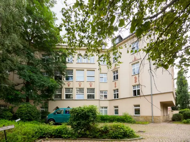 6 Zimmer Wohnung mit 245 m² in Leipzig – Bild 4