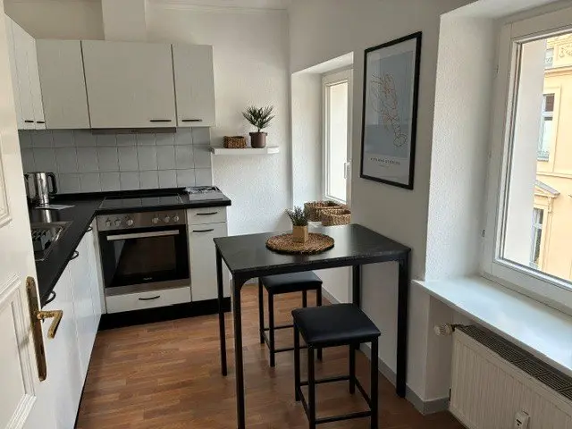 2 Zimmer Wohnung mit 37 m² in Schwerin – Bild 2