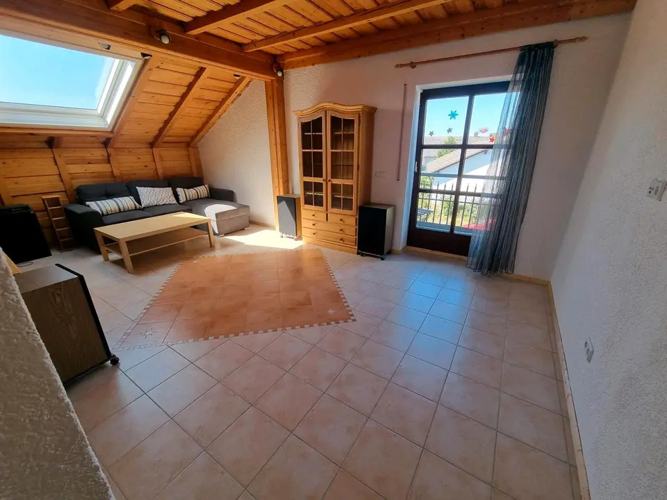 4 Zimmer Wohnung mit 115 m² in Kelheim – Bild 2