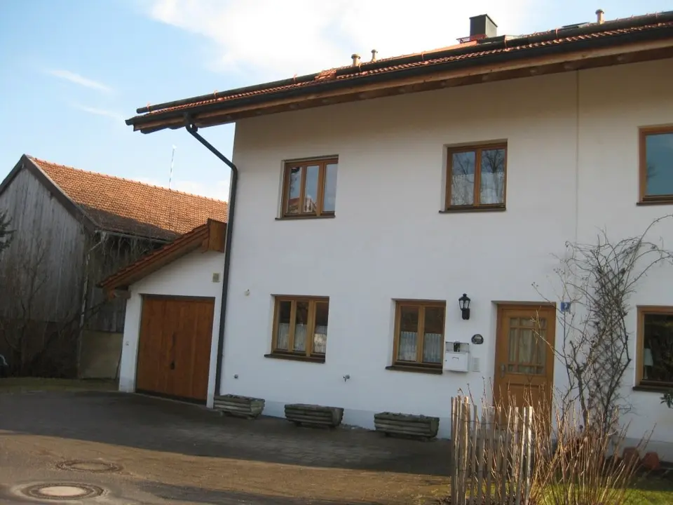 6 Zimmer Haus mit 150 m² in Rosenheim – Bild 1