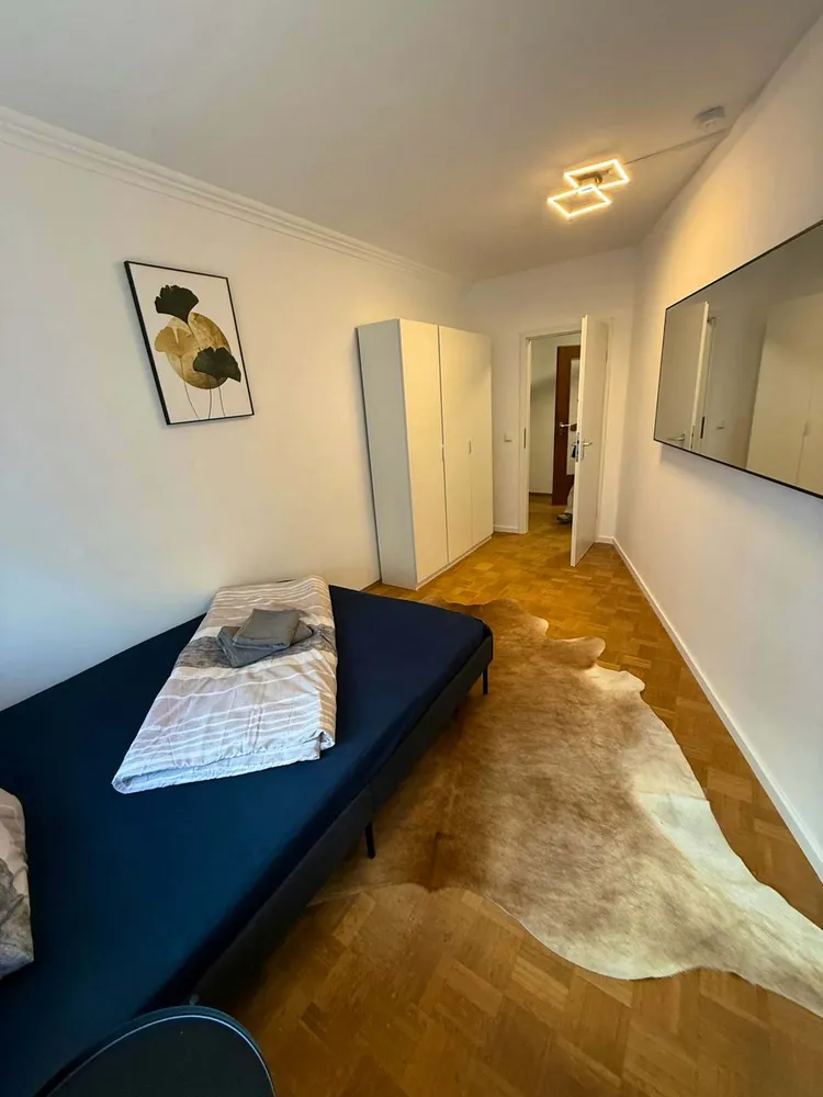 WG-Zimmer mit 12 m² in München – Bild 1