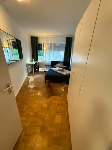 WG-Zimmer mit 12 m² in München – Bild 2