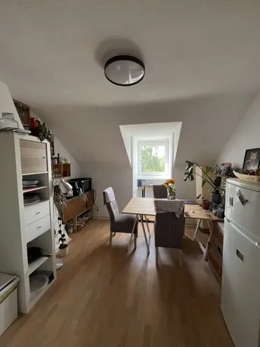 2 Zimmer Wohnung mit 55 m² in Aachen – Bild 2