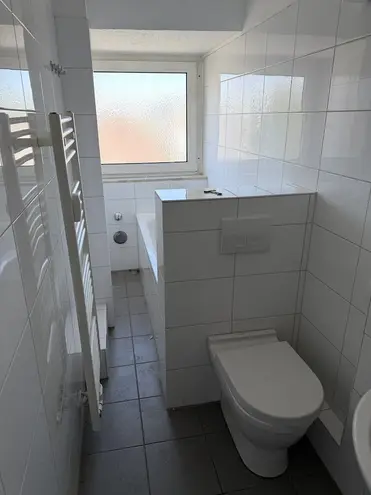 2 Zimmer Wohnung mit 61 m² in Oberhausen – Bild 2