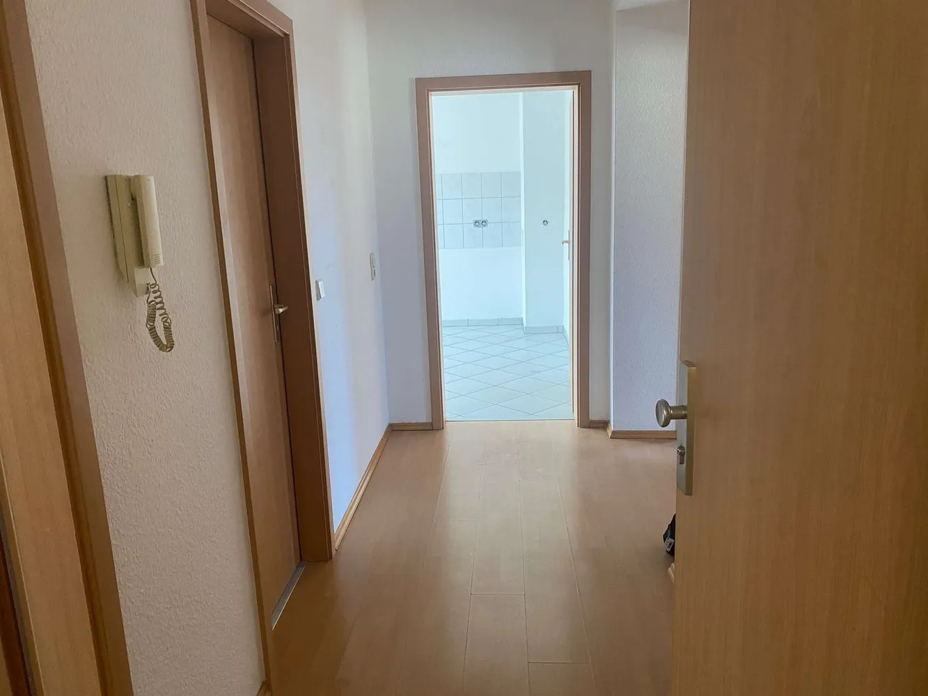 3 Zimmer Wohnung mit 90 m² in Halle (Saale) – Bild 3