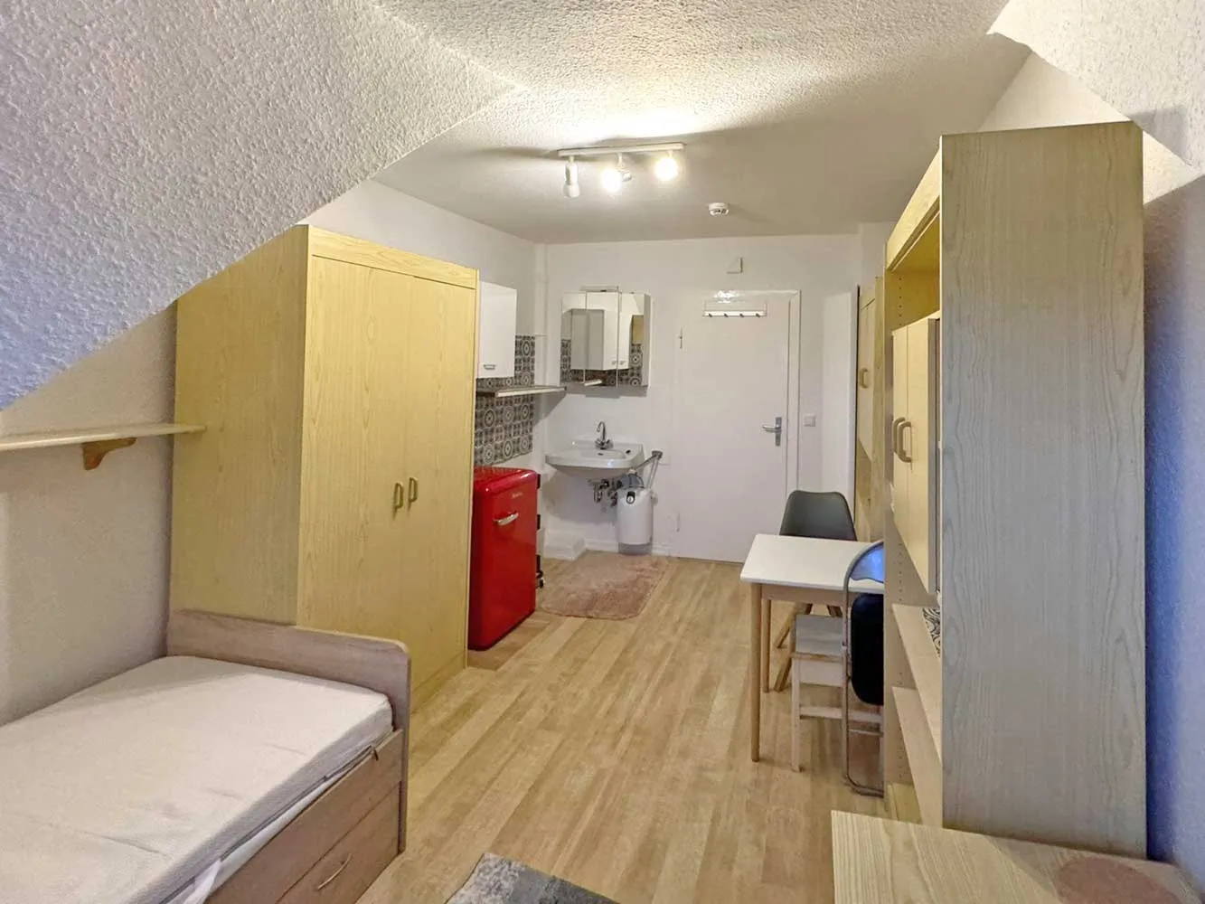 1 Zimmer Wohnung mit 10 m² in Frankfurt am Main – Bild 2