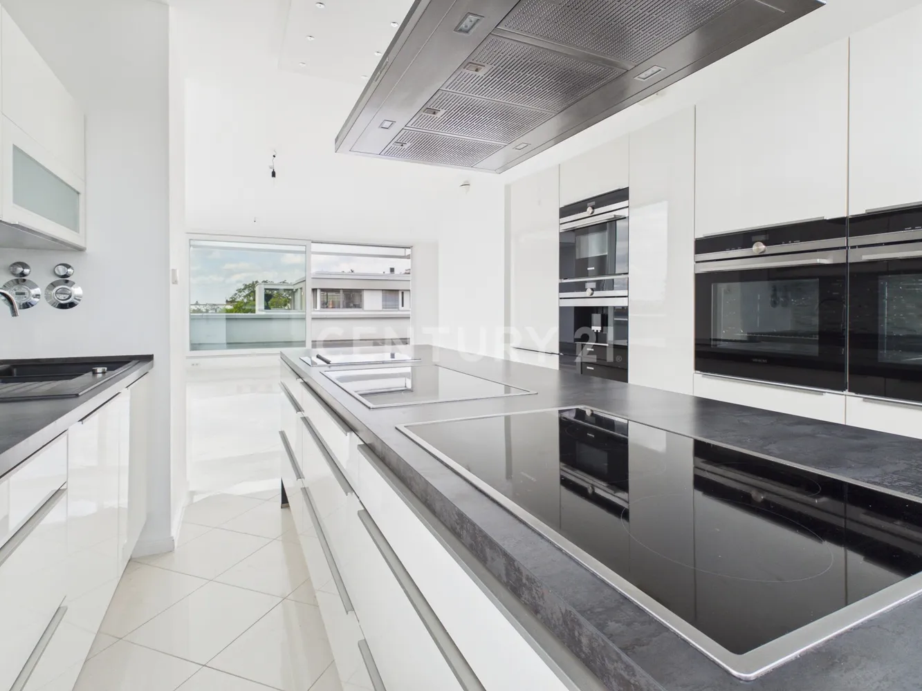 5 Zimmer Wohnung mit 193 m² in Darmstadt – Bild 2