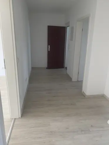 3 Zimmer Wohnung mit 76 m² in Krefeld – Bild 2