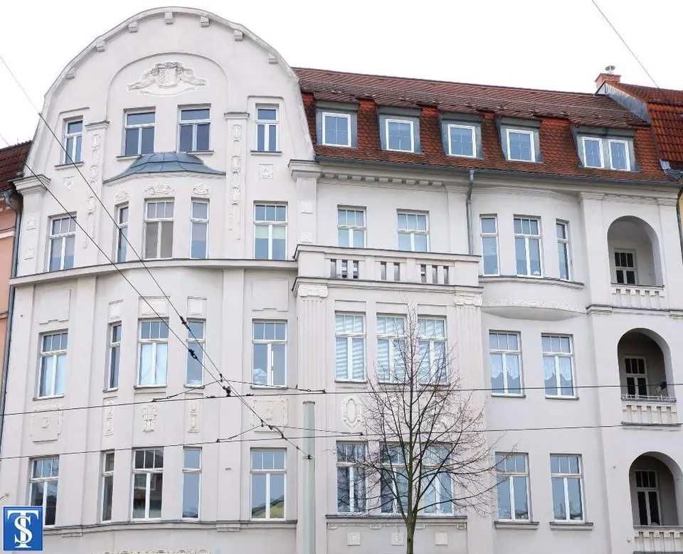 2 Zimmer Wohnung mit 100 m² in Plauen – Bild 3