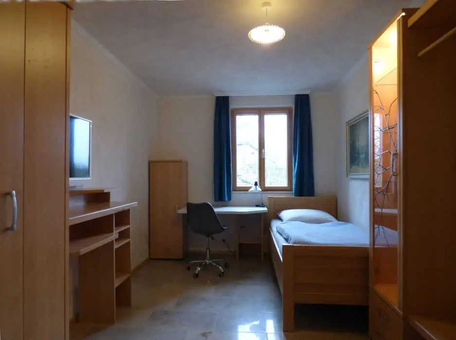 WG-Zimmer mit 12 m² in Ansbach – Bild 2