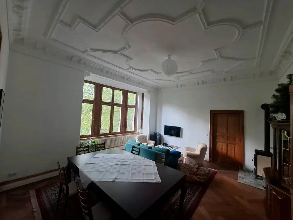 WG-Zimmer mit 160 m² in Magdeburg – Bild 1