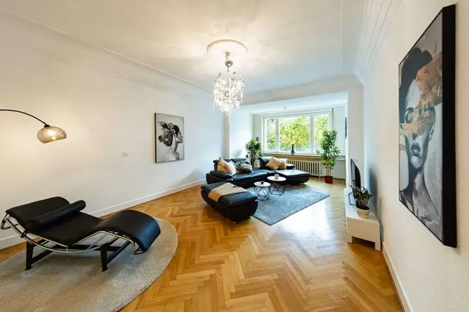 8 Zimmer Haus mit 323 m² in Düsseldorf – Bild 4