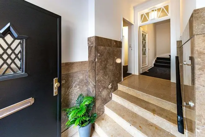 8 Zimmer Haus mit 323 m² in Düsseldorf – Bild 7