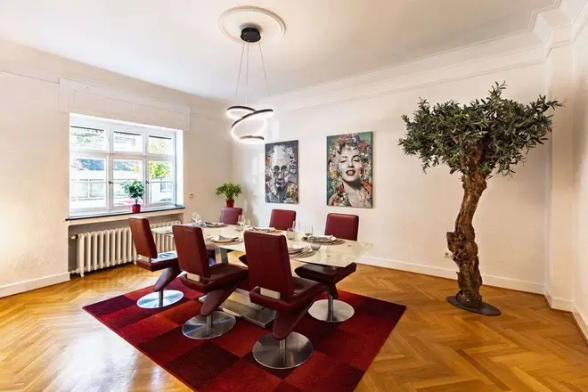 8 Zimmer Haus mit 323 m² in Düsseldorf – Bild 8
