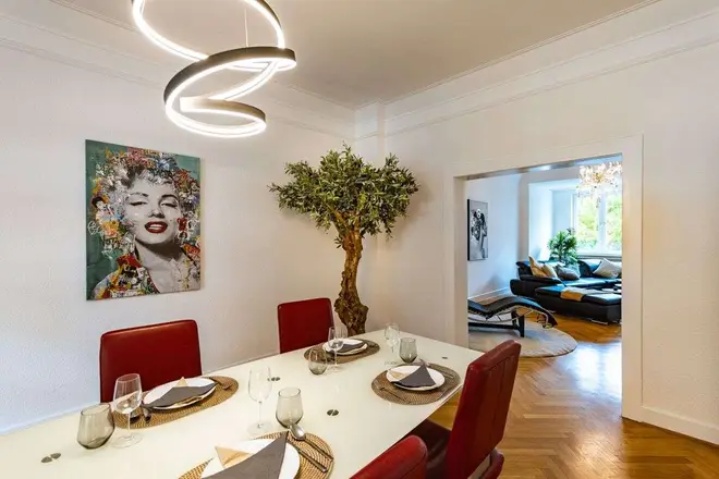 8 Zimmer Haus mit 323 m² in Düsseldorf – Bild 9