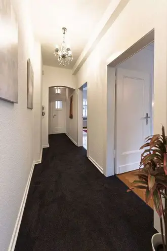 8 Zimmer Haus mit 323 m² in Düsseldorf – Bild 10