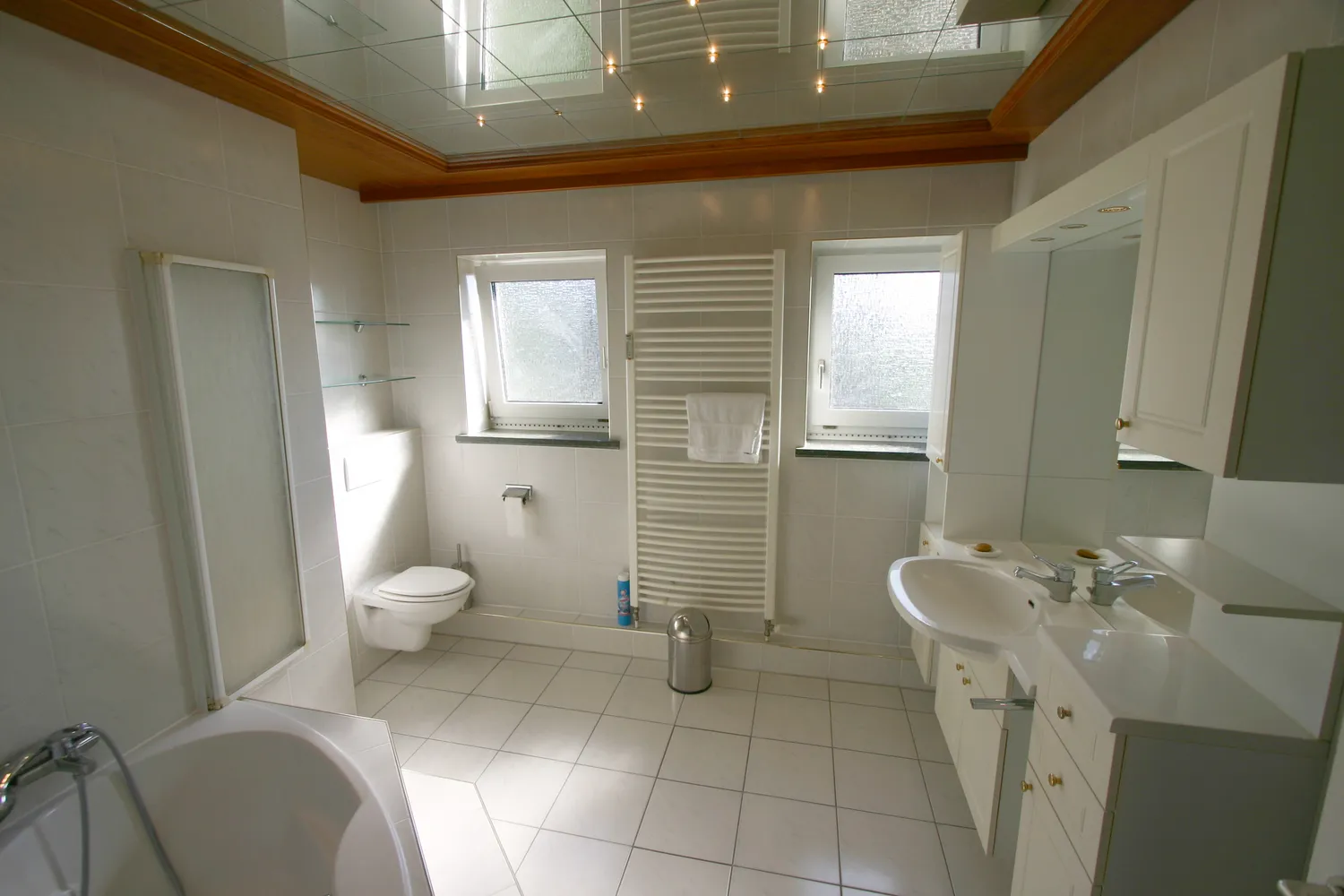 6 Zimmer Wohnung mit 136 m² in Hannover – Bild 7