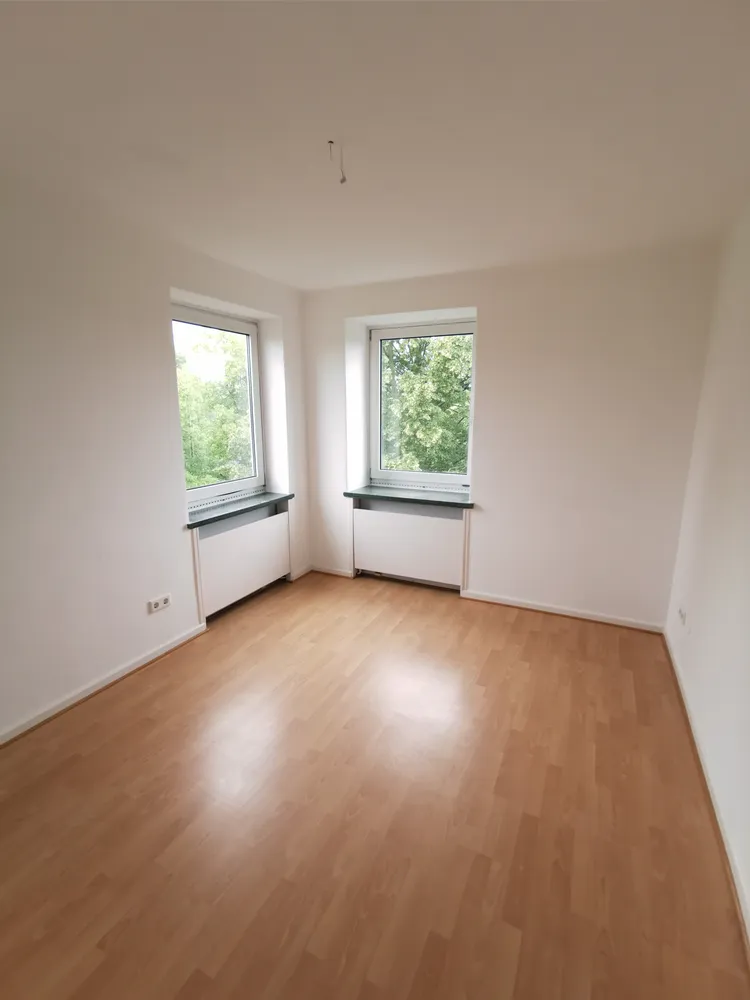 6 Zimmer Wohnung mit 136 m² in Hannover – Bild 8