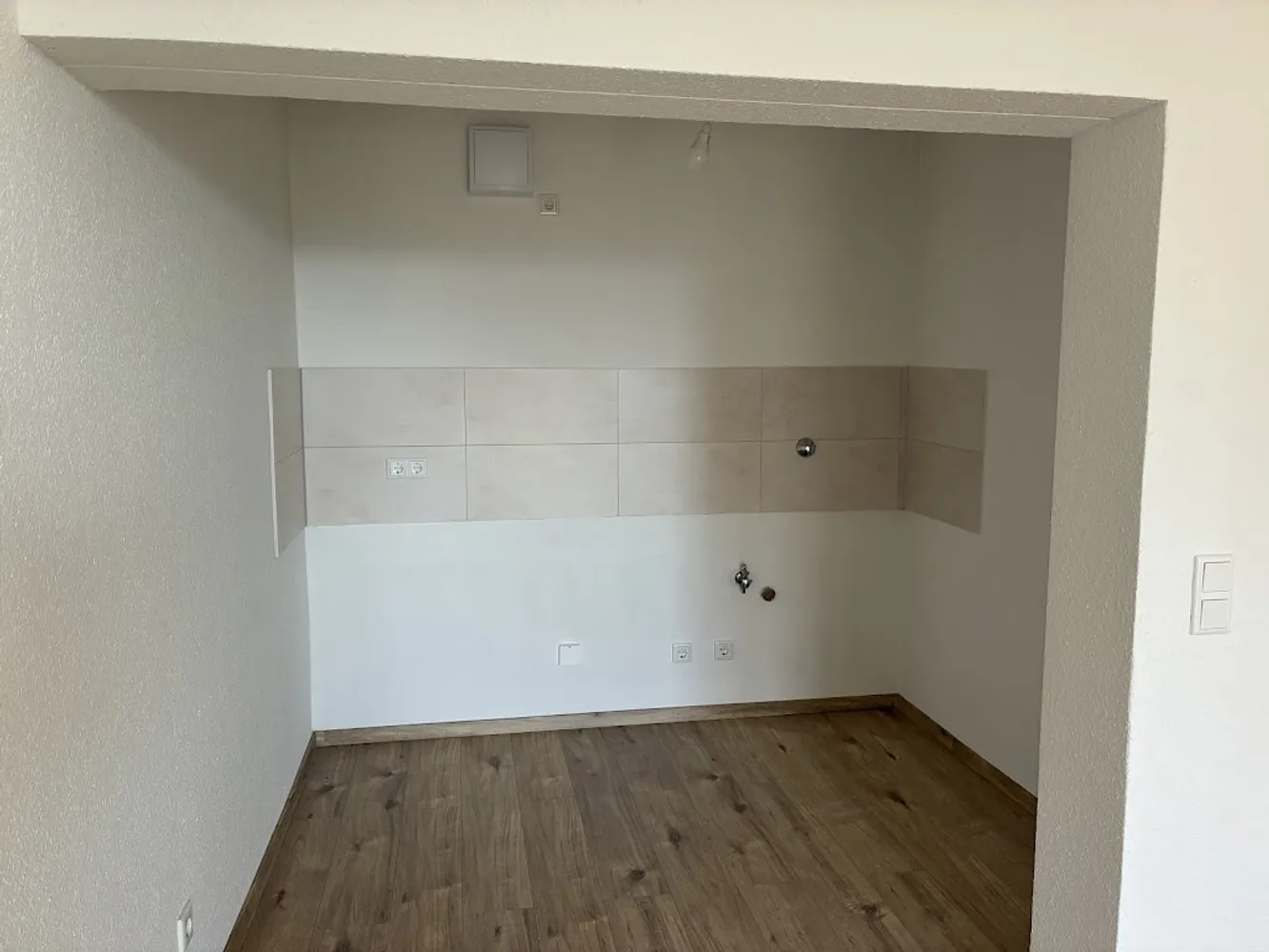 2 Zimmer Wohnung mit 65 m² in Wuppertal – Bild 2