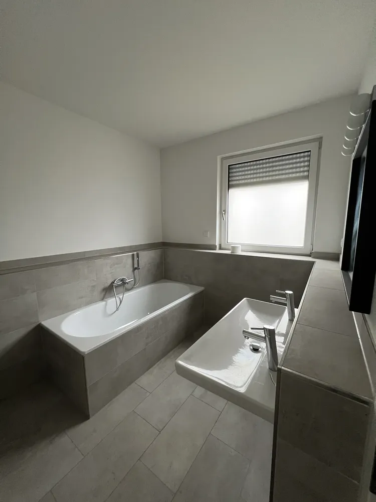 4 Zimmer Wohnung mit 116 m² in Wiesbaden – Bild 5