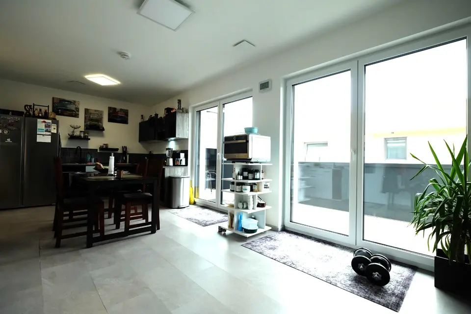 2 Zimmer Wohnung mit 98 m² in Worms – Bild 1