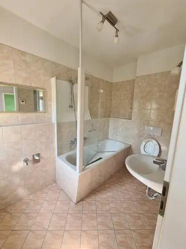 1 Zimmer Wohnung mit 33 m² in Halle (Saale) – Bild 6