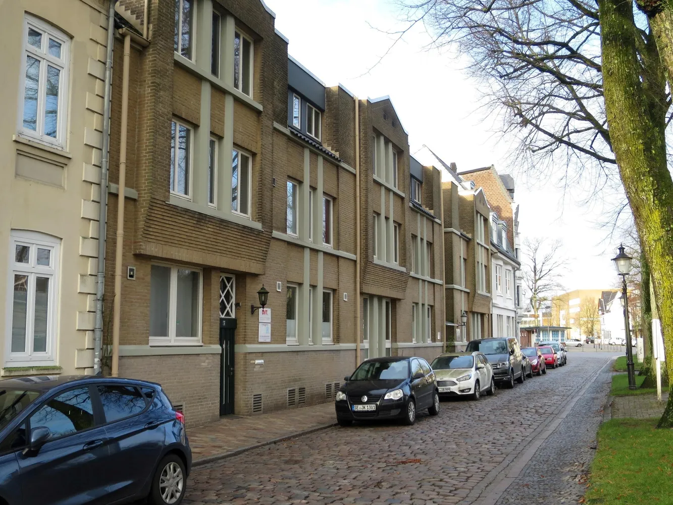 3 Zimmer Wohnung mit 124 m² in Neumünster – Bild 2