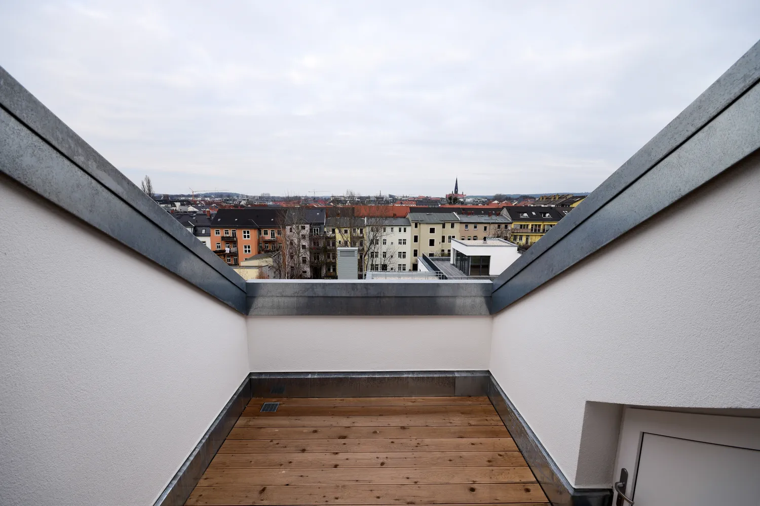 4 Zimmer Wohnung mit 104 m² in Dresden – Bild 3
