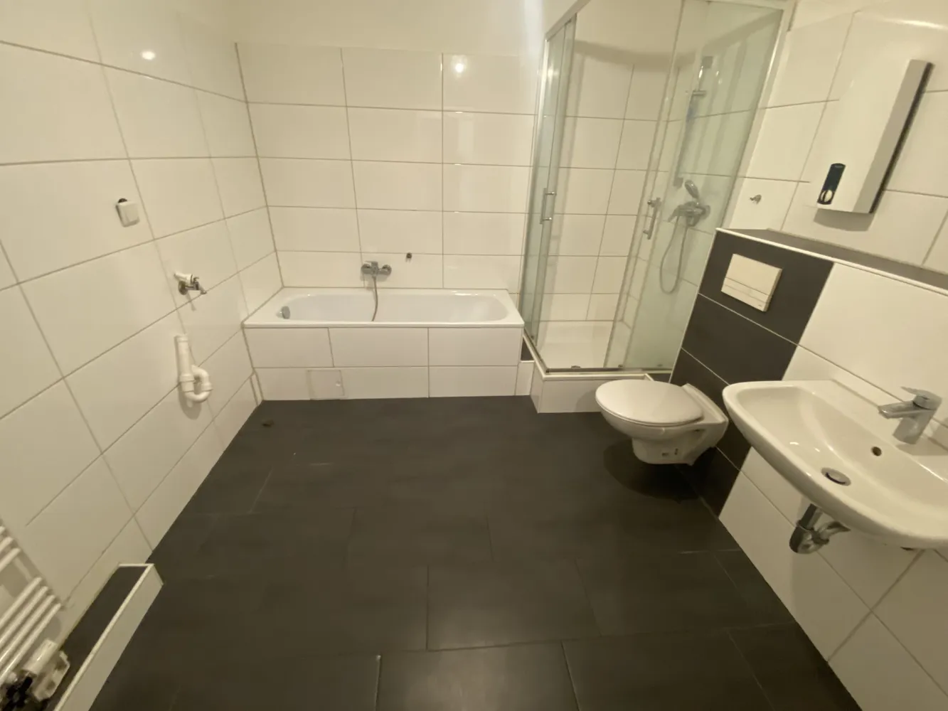 4 Zimmer Wohnung mit 102 m² in Duisburg – Bild 7