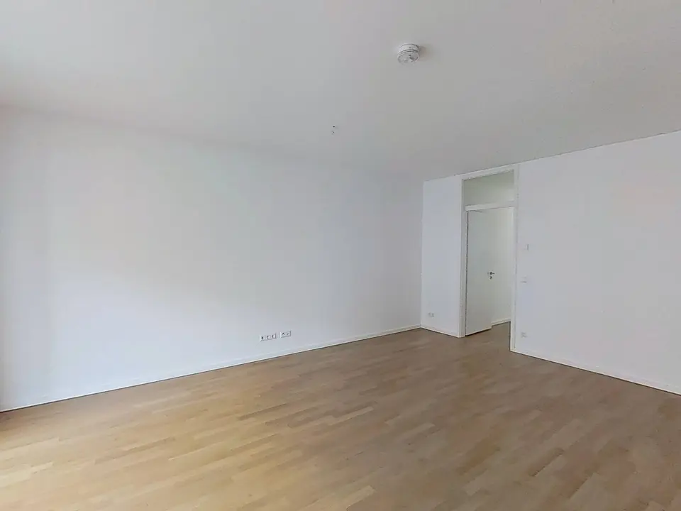 2 Zimmer Wohnung mit 76 m² in Hannover – Bild 2