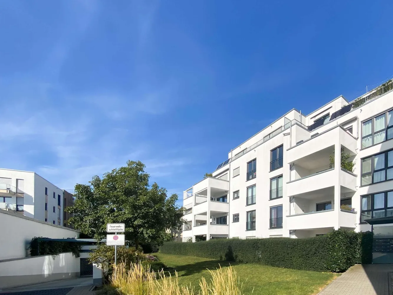 5 Zimmer Wohnung mit 150 m² in Wiesbaden – Bild 2