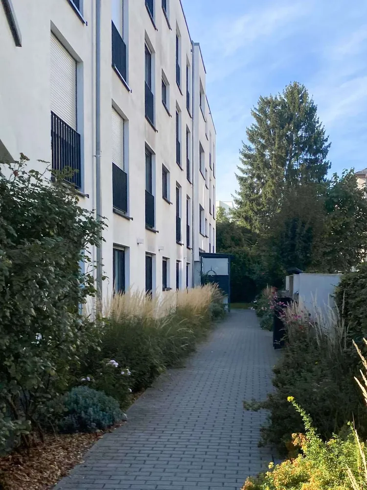5 Zimmer Wohnung mit 150 m² in Wiesbaden – Bild 3