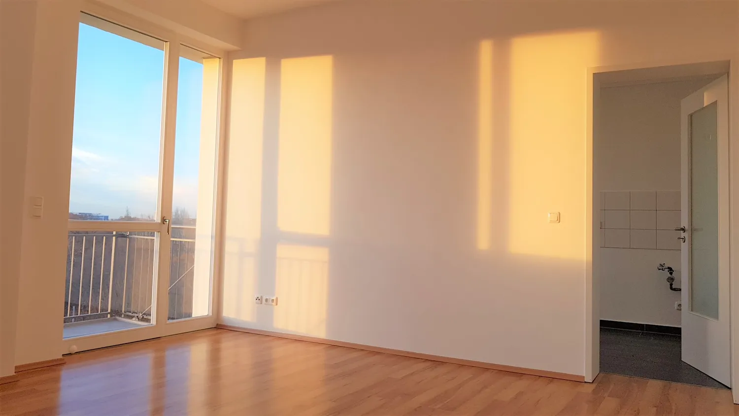 2 Zimmer Wohnung mit 65 m² in Dresden – Bild 1