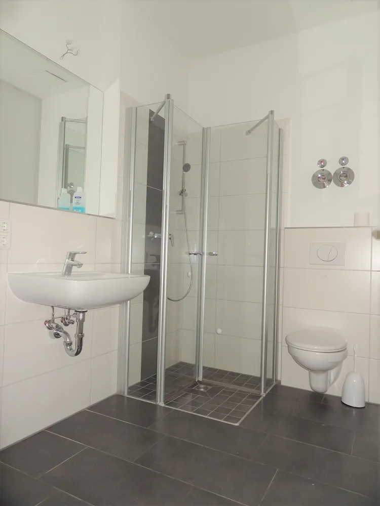 2 Zimmer Wohnung mit 65 m² in Dresden – Bild 4