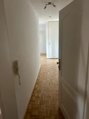 3 Zimmer Wohnung mit 90 m² in Neuss – Bild 2