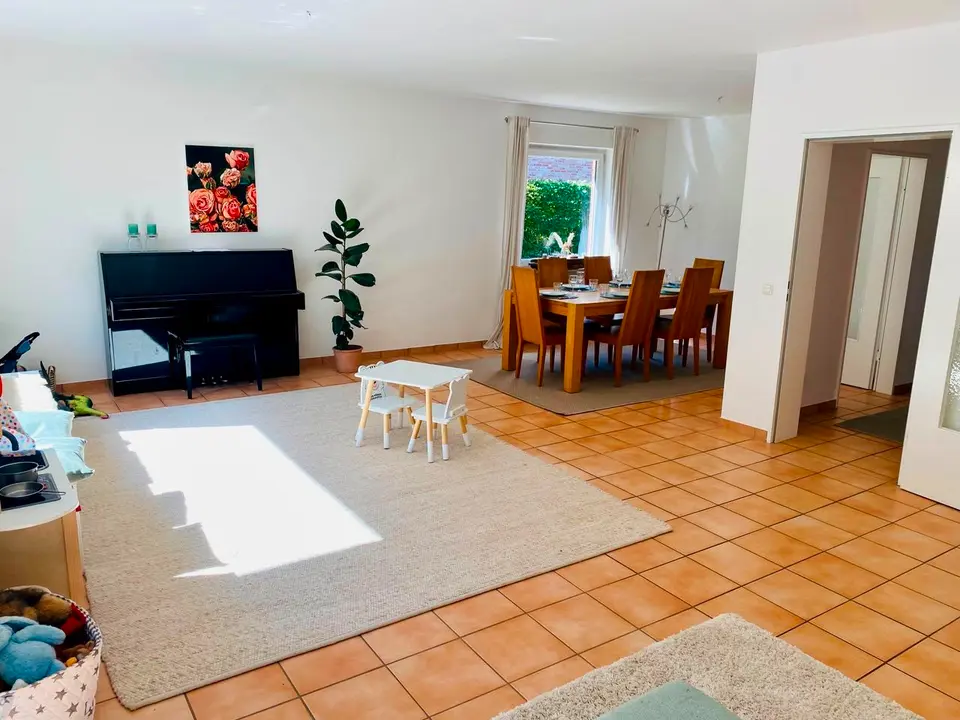 5 Zimmer Haus mit 160 m² in Norderstedt – Bild 4
