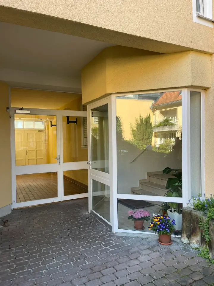 2 Zimmer Wohnung mit 75 m² in Oberursel – Bild 1
