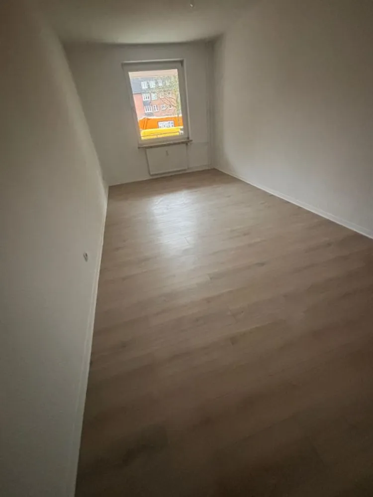 2 Zimmer Wohnung mit 61 m² in Neumünster – Bild 2