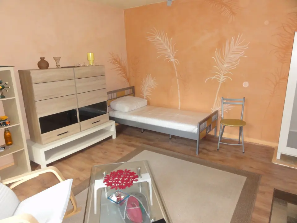 2 Zimmer Wohnung mit 65 m² in Rostock – Bild 1