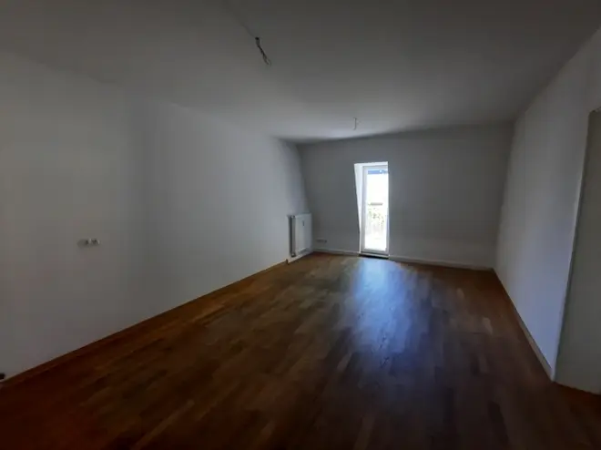 2 Zimmer Wohnung mit 96 m² in Erfurt – Bild 4