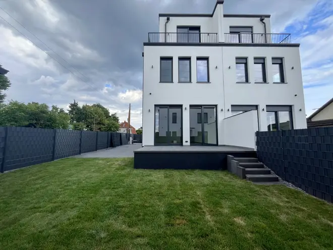 4 Zimmer Haus mit 118 m² in Berlin – Bild 1