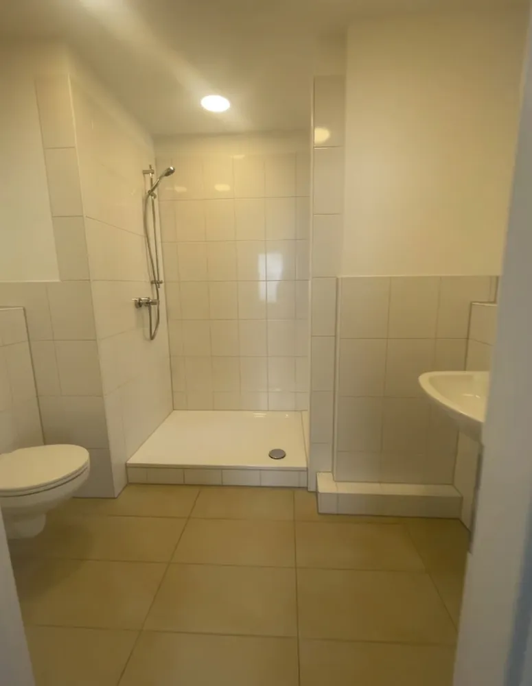 4 Zimmer Wohnung mit 80 m² in Köln – Bild 1