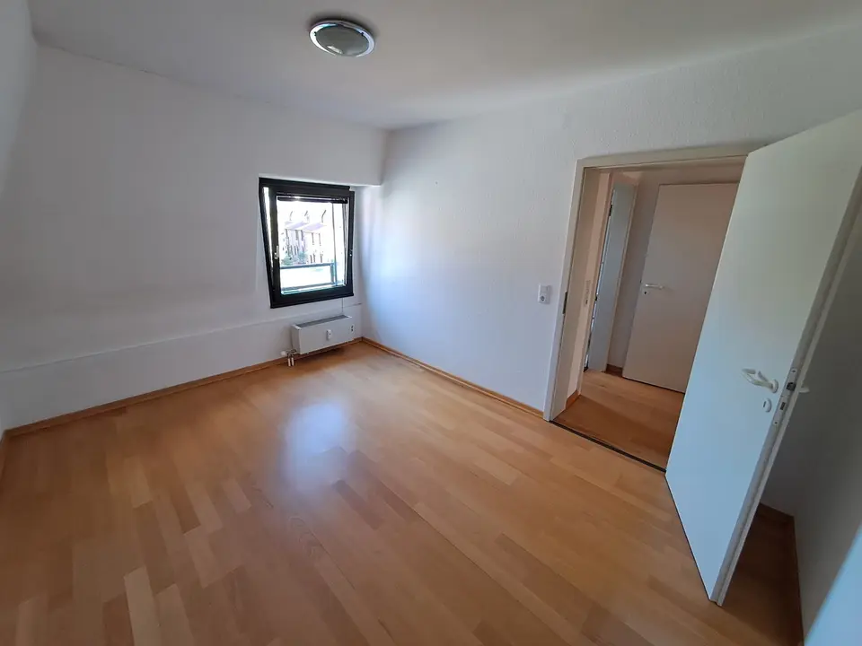 3 Zimmer Wohnung mit 84 m² in Krefeld – Bild 6