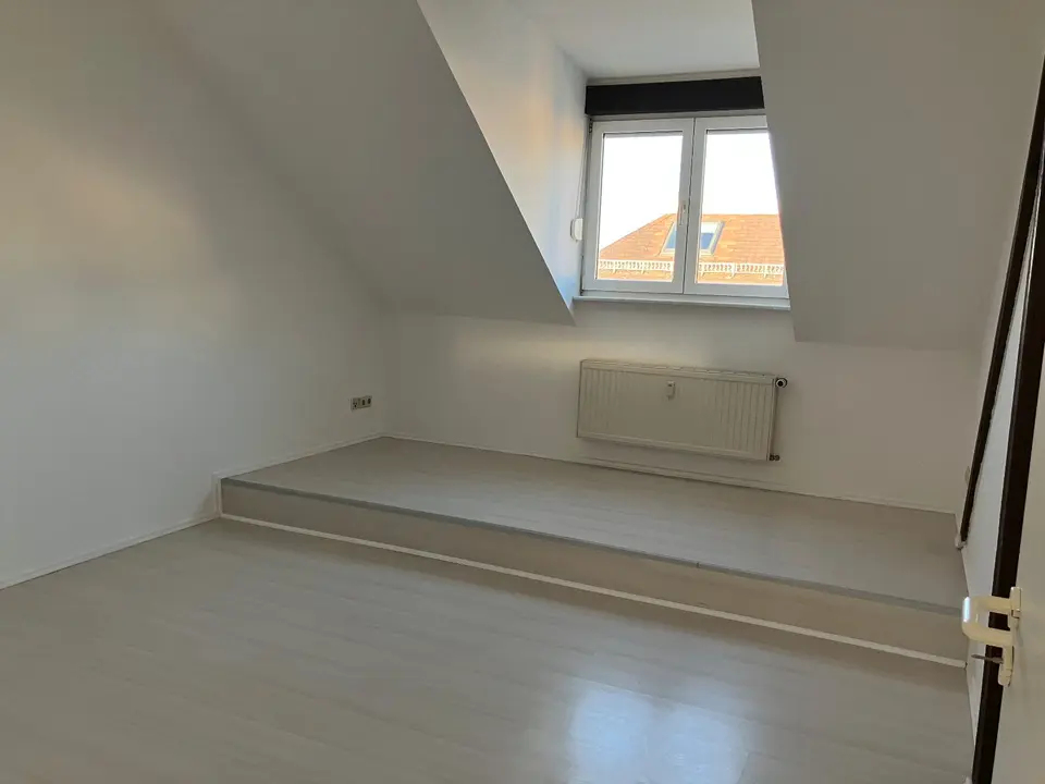 3 Zimmer Wohnung mit 97 m² in Gera – Bild 1