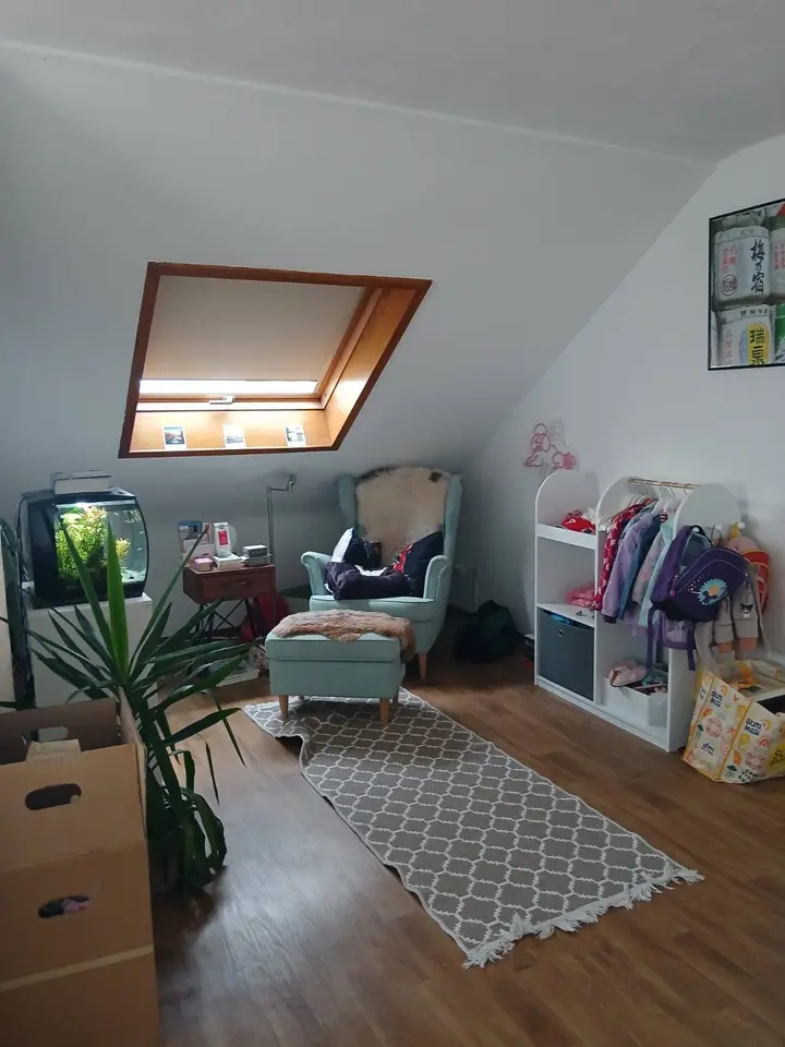4 Zimmer Wohnung mit 100 m² in Karlsruhe – Bild 1