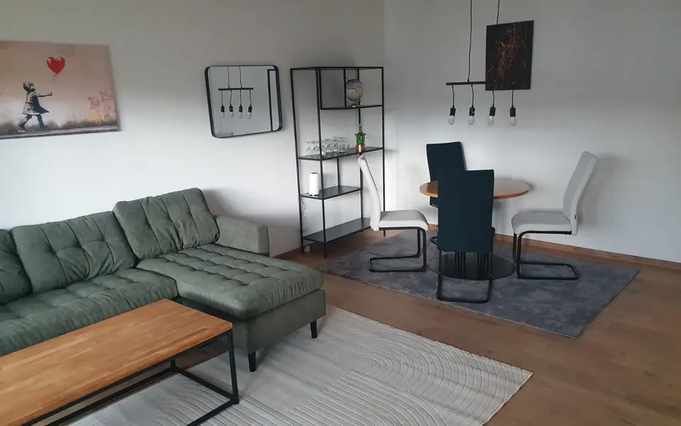 WG-Zimmer mit 76 m² in Karlsruhe – Bild 1