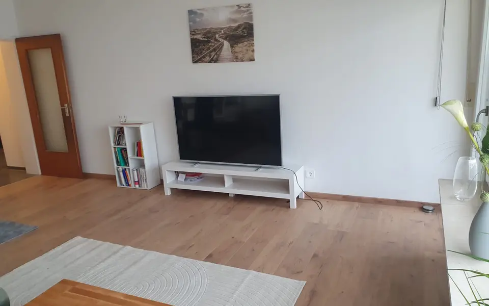 WG-Zimmer mit 76 m² in Karlsruhe – Bild 3