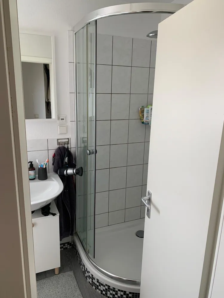 2 Zimmer Wohnung mit 42 m² in Krefeld – Bild 2