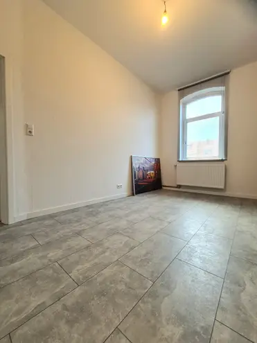 2 Zimmer Wohnung mit 80 m² in Hannover – Bild 2