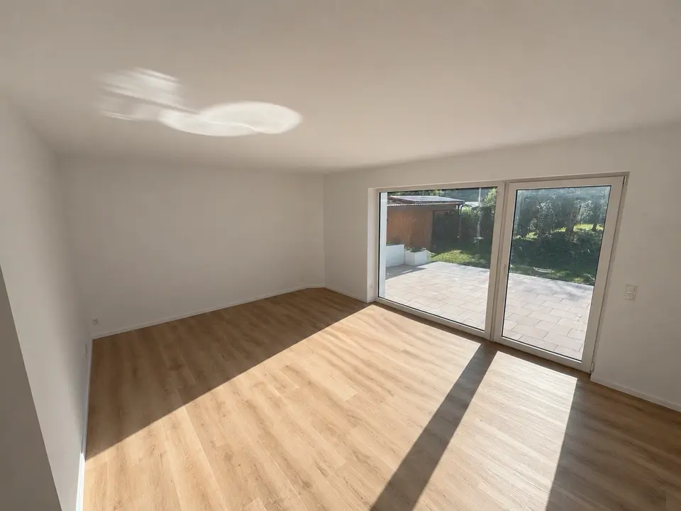 2 Zimmer Haus mit 115 m² in Schwerin – Bild 1